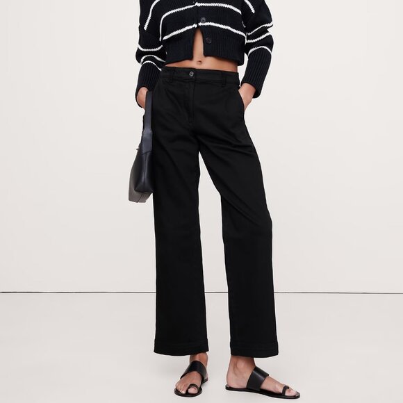 Banana Republic Pants - Banana Republic The Weekender Straight Leg Pant size 10 Black